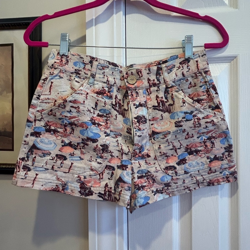 Urban Outfitters Beach Print Shorts ⛱️